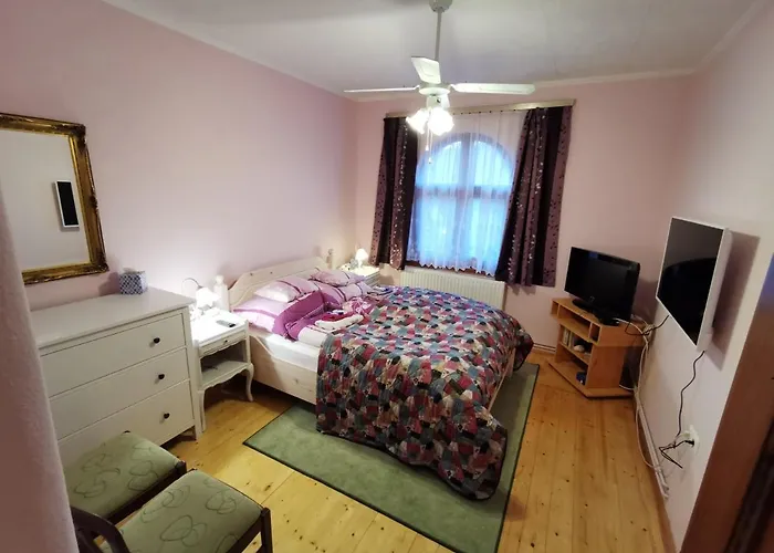 Katica Vendeghaz - Ladybird Somogyvár